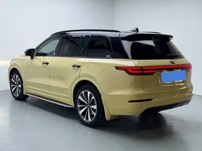 Li Auto Li ONE 2022, 84000 км, за 18211.32 USD - фото 6