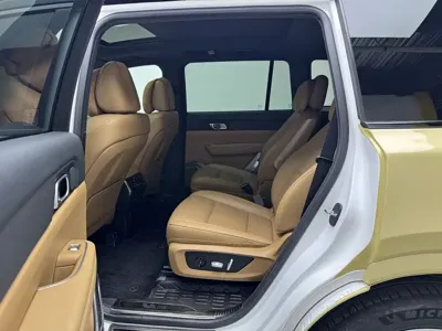 Li Auto Li ONE 2022, 84000 км, за 18211.32 USD - фото 8