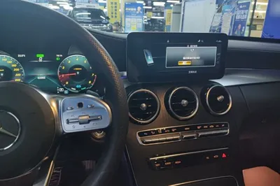 Mercedes-Benz C-Class 2020, 62300 км, за 24294 USD - фото 8