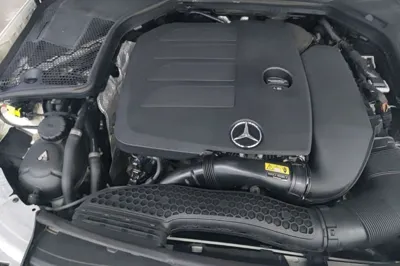 Mercedes-Benz C-Class 2020, 62300 км, за 24294 USD - фото 20