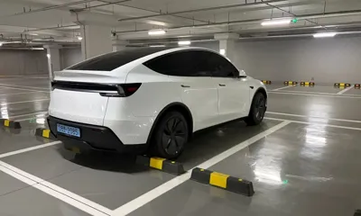 Tesla Model Y 2025, 2200 км, за 34527.71 USD