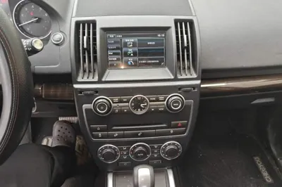 Land Rover Freelander 2 2014, 147200 км, за 6016 USD - фото 13