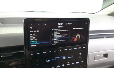 Hyundai Staria 2024, 29465 км, за 28882.76 USD - фото 28