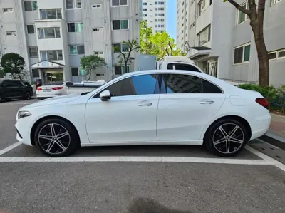 Mercedes-Benz A-Class 2025, 27000 км, за 22318.5 USD