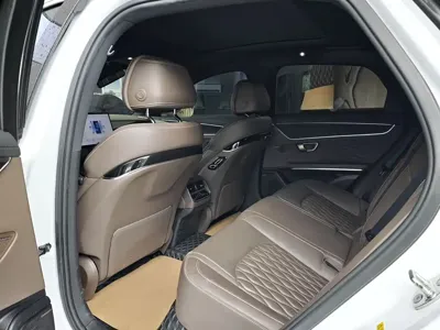 BYD Han 2022, 80000 км, за 16944.39 USD