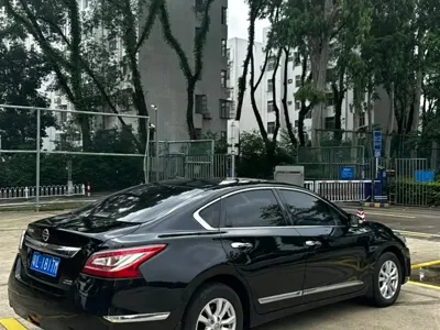Nissan Teana 2016, 130000 км, за 5716.89 USD - фото 9