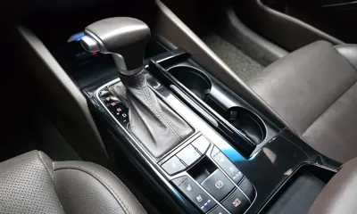 Kia K7 2018, 80422 км, за 8467.9 USD - фото 9