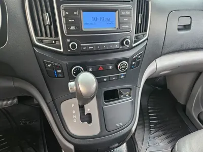 Hyundai Starex 2017, 123752 км, за 7285.98 USD - фото 9