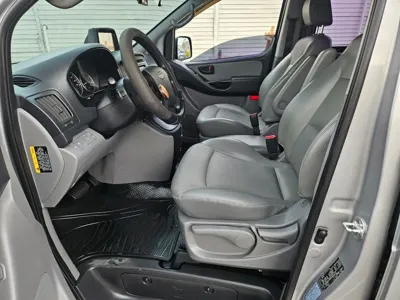 Hyundai Starex 2017, 123752 км, за 7285.98 USD - фото 10