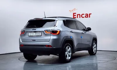 Jeep Compass 2018, 56095 км, за 9184.01 USD
