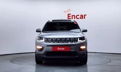 Jeep Compass 2018, 56095 км, за 9184.01 USD
