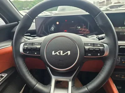 Kia K5 2024, 23632 км, за 20716.62 USD - фото 6