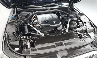 BMW 5-Series 2025, 8920 км, за 43951.64 USD - фото 6