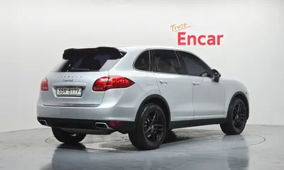 Porsche Cayenne 2011, 140231 км, за 9116.36 USD