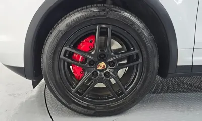 Porsche Cayenne 2011, 140231 км, за 9116.36 USD