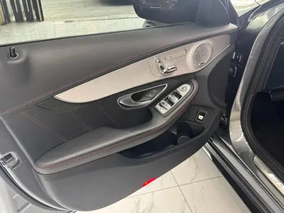 Mercedes-Benz C-Class 2017, 42400 км, за 31180.26 USD - фото 7