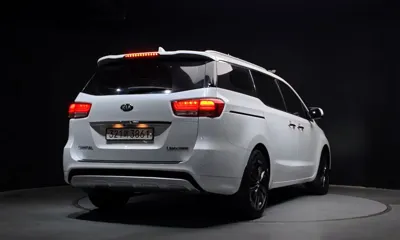 Kia Canival 2018, 188791 км, за 6144.7 USD