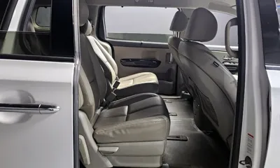 Kia Canival 2018, 188791 км, за 6144.7 USD - фото 12