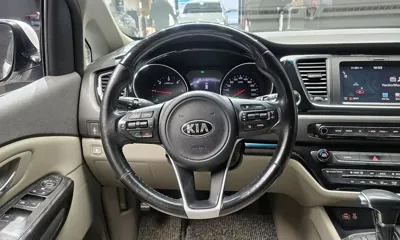 Kia Canival 2018, 188791 км, за 6144.7 USD - фото 14