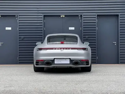 Porsche 911 2023, 17000 км, за 145376.82 USD