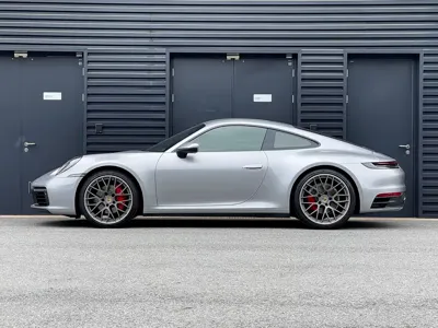 Porsche 911 2023, 17000 км, за 145376.82 USD
