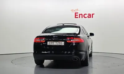 Jaguar XF 2015, 83629 км, за 5185.77 USD