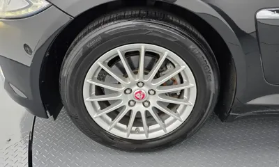Jaguar XF 2015, 83629 км, за 5185.77 USD