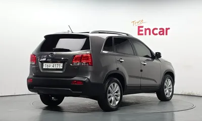 Kia Sorento 2012, 120252 км, за 6494.18 USD