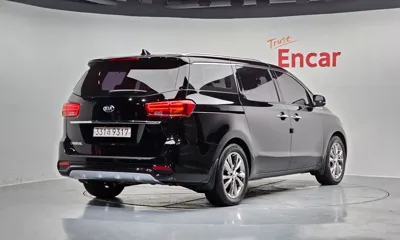 Kia Canival 2019, 92543 км, за 11100.89 USD