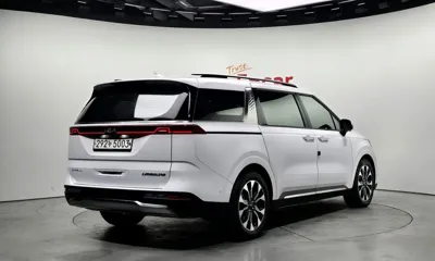 Kia Canival 2023, 71212 км, за 18195.4 USD