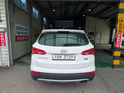 Hyundai Santafe 2013, 240000 км, за 3713.36 USD