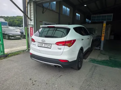 Hyundai Santafe 2013, 240000 км, за 3713.36 USD