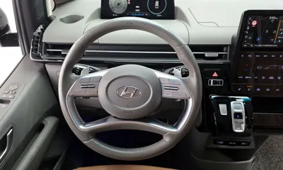 Hyundai Staria 2022, 89529 км, за 20812.68 USD - фото 13