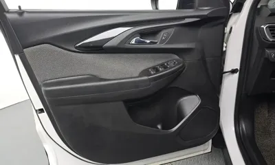 ChevroletGMDaewoo Trailblazer 2021, 29480 км, за 9700.39 USD - фото 24