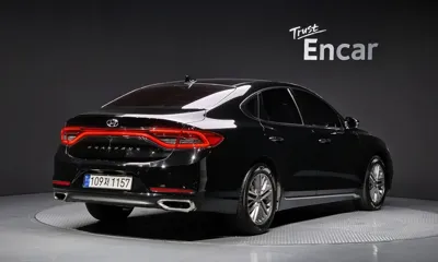 Hyundai Grandeur 2018, 77016 км, за 10994.02 USD