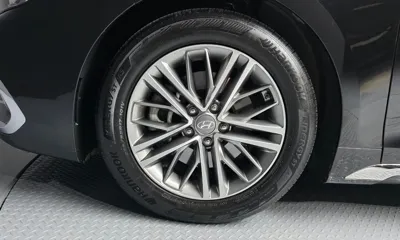 Hyundai Grandeur 2018, 77016 км, за 10994.02 USD