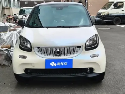 Smart Smart Fortwo 2016, 77400 км, за 5344.25 USD