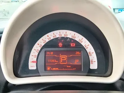 Smart Smart Fortwo 2016, 77400 км, за 5344.25 USD - фото 14