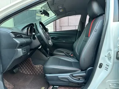 Toyota Yaris L 2022, 15000 км, за 10711.98 USD - фото 17