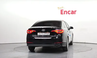Hyundai Sonata 2016, 140465 км, за 4095.43 USD