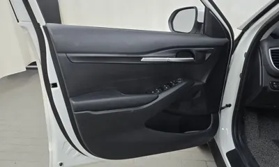 Kia Seltos 2025, 5244 км, за 23354.17 USD - фото 24