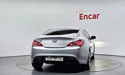 Hyundai Genesis 2009, 156636 км, за 1781.46 USD