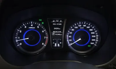 Hyundai Grandeur 2017, 119746 км, за 4465.16 USD - фото 8