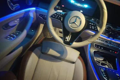 Mercedes-Benz E-Class 2022, 29900 км, за 44058 USD - фото 10