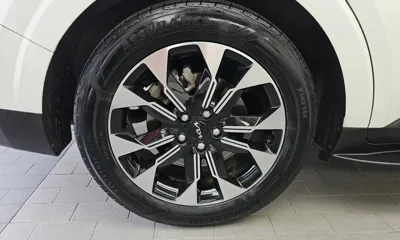 Kia Canival 2023, 70414 км, за 19209.47 USD