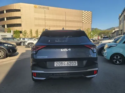 Kia Sportage 2023, 45759 км, за 22398.41 USD