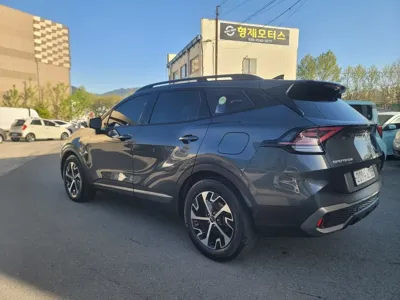 Kia Sportage 2023, 45759 км, за 22398.41 USD - фото 6