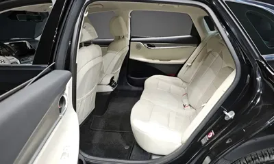 Hyundai Grandeur 2022, 57733 км, за 17920.44 USD - фото 11