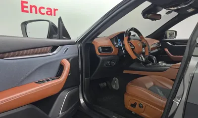 Maserati Levante 2019, 63988 км, за 28928.03 USD - фото 12