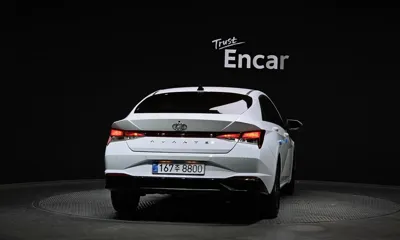 Hyundai Avante 2023, 50848 км, за 12800.32 USD